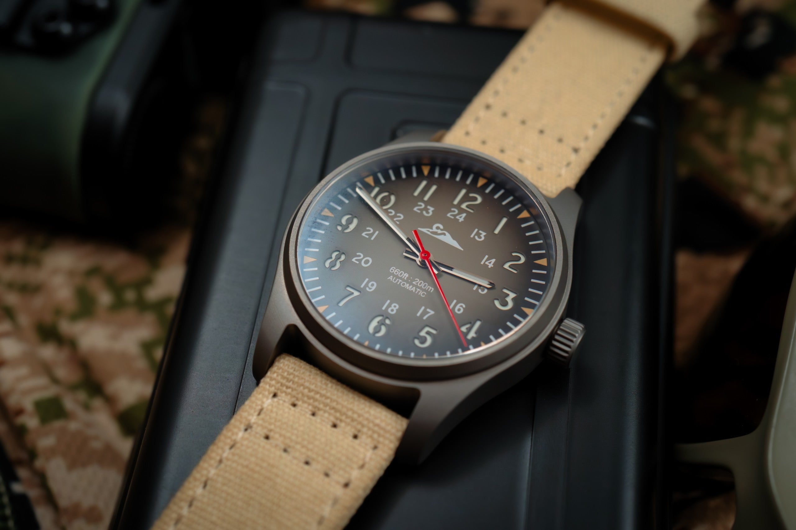 6k Watch Company Field Ultralite 39