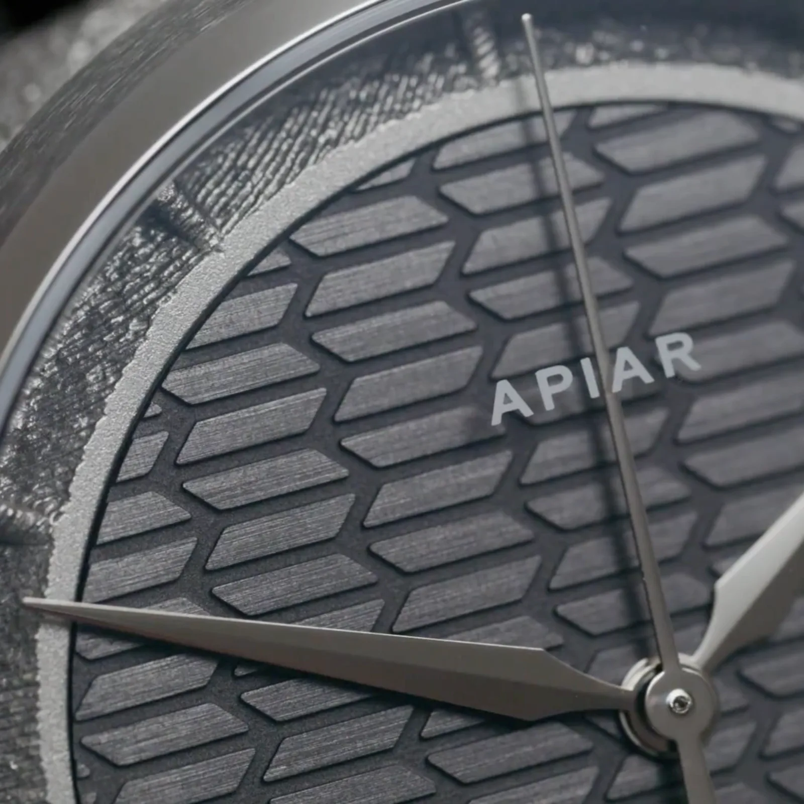 Apiar Gen1.1 MR^2