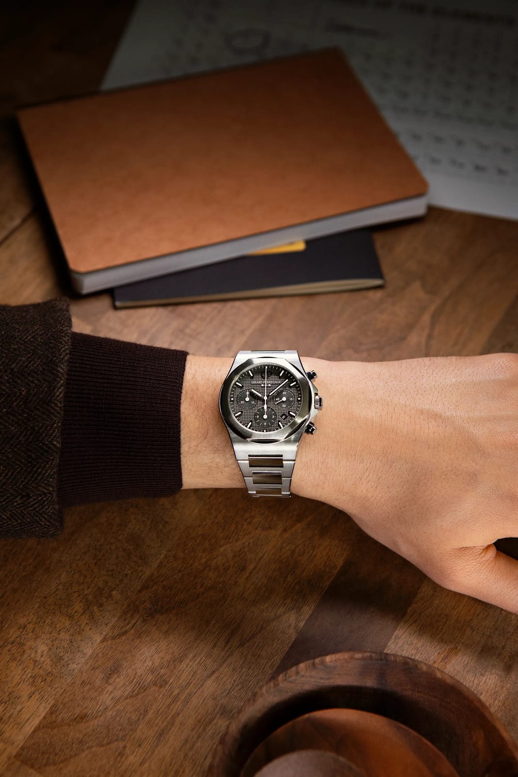 Girard-Perregaux Laureato Chronograph Ti49