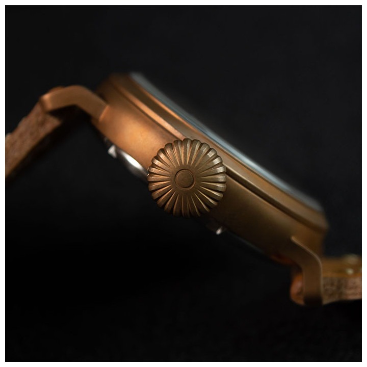 Hruodland F004 Bronze Pilot