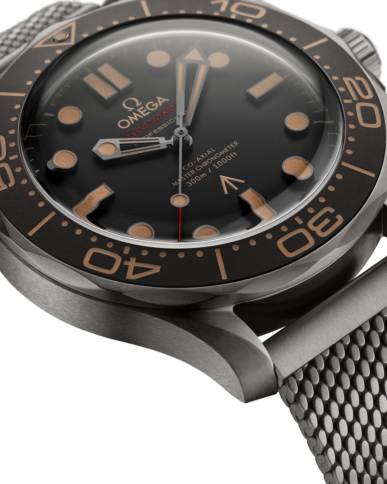 Omega Seamaster Diver 300M 007 Edition (Titanium)