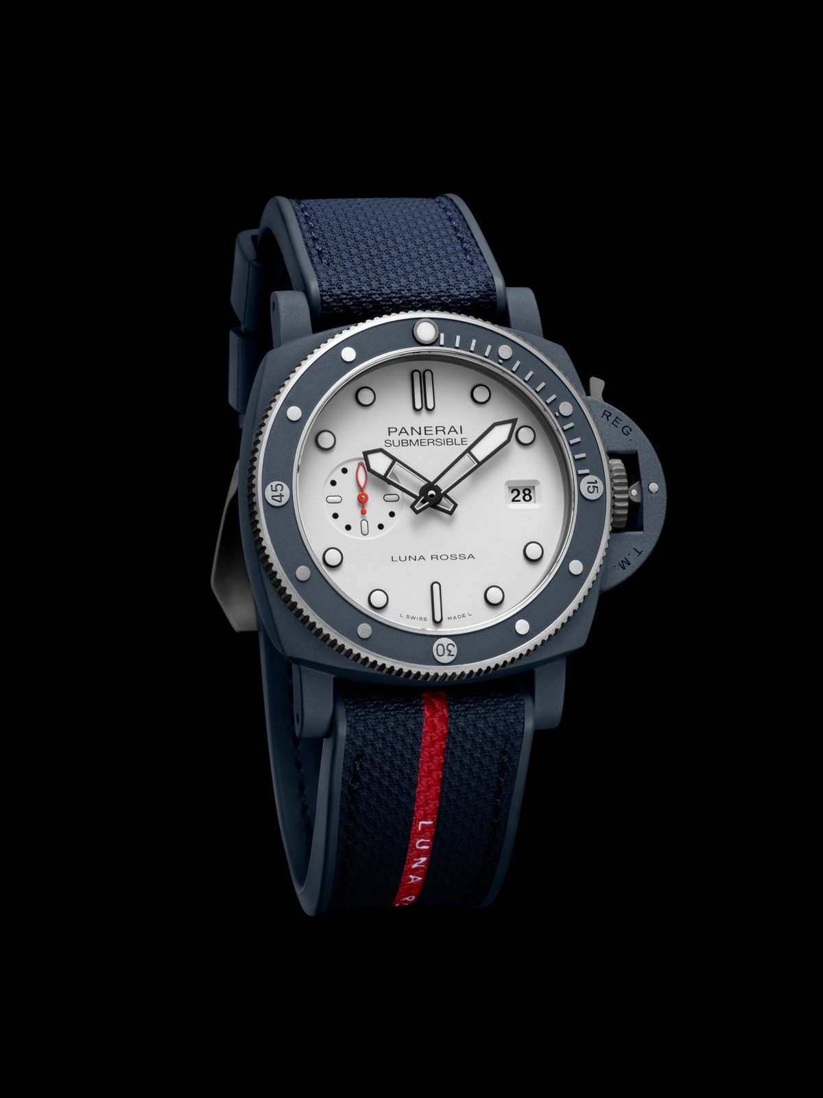 Panerai Submersible QuarantaQuattro Luna Rossa Ti-Ceramitech