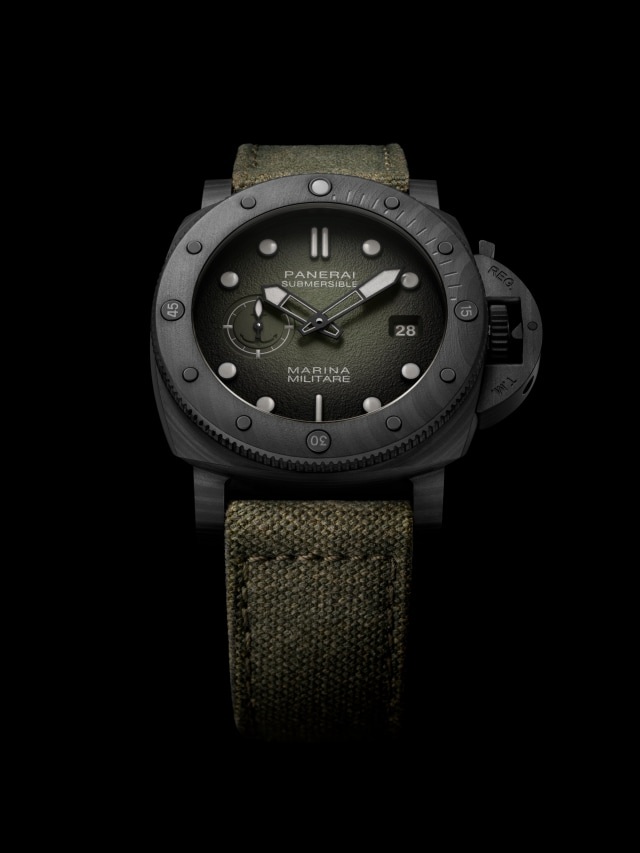 Panerai Submersible Marina Militare Carbotech