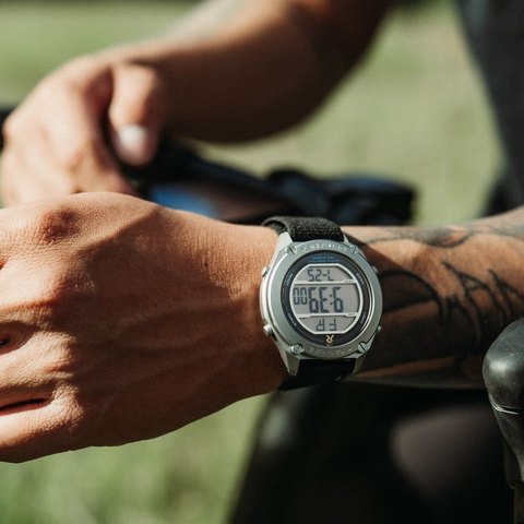 RZE Ascentus GMT