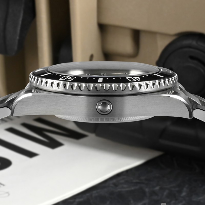 San Martin SN0111-T GR5 Diver