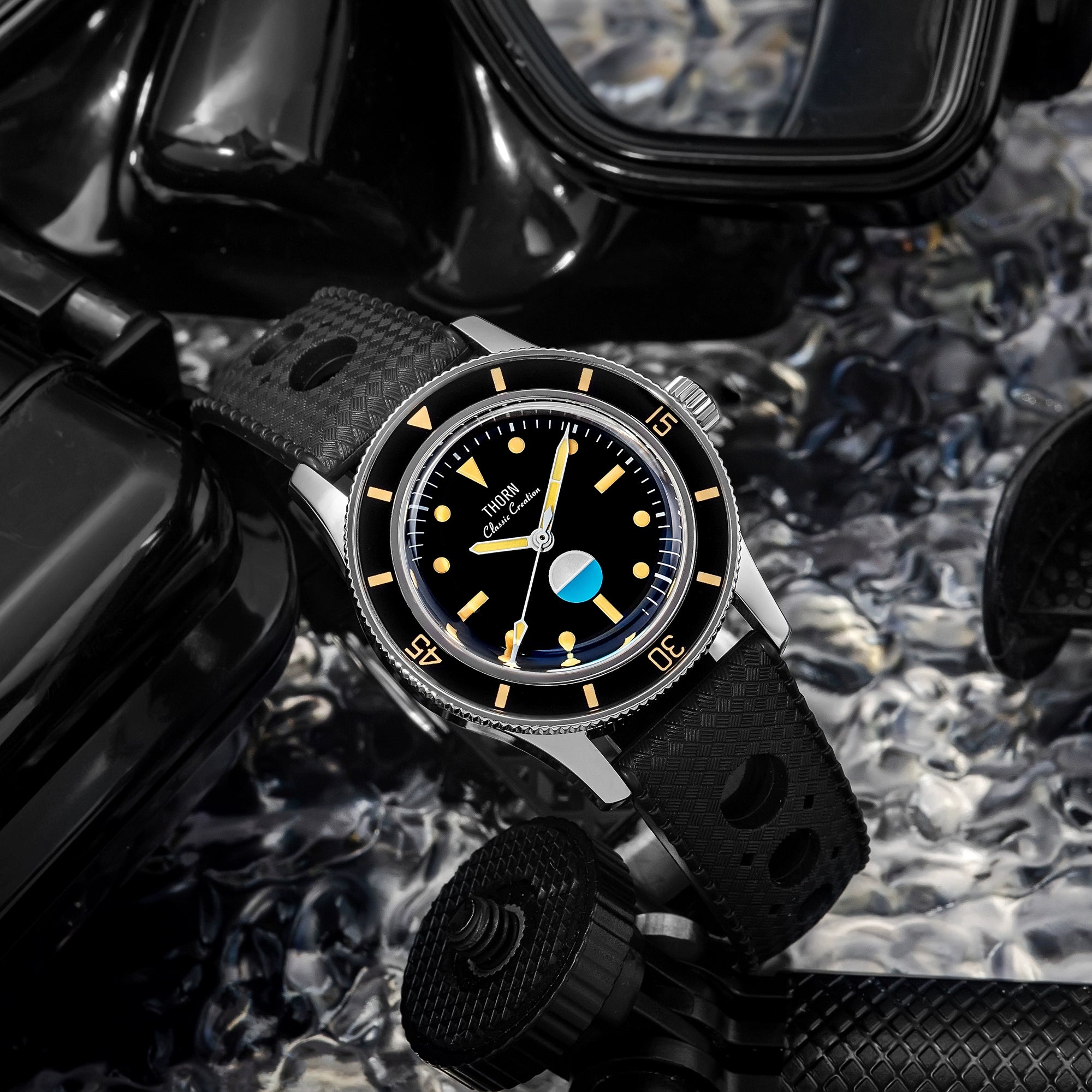 Thorn T007 38mm 50 Fathoms Smil-Spec Dive