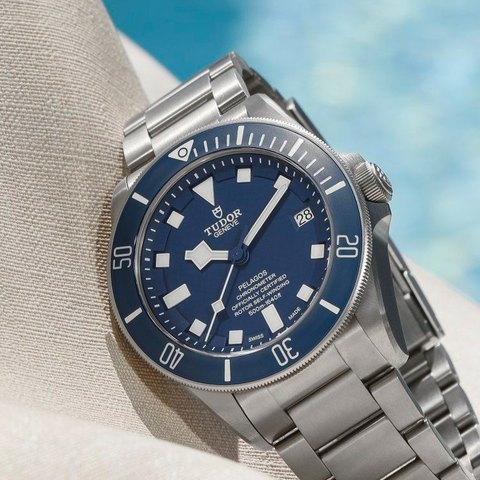 Tudor Pelagos (42mm, blue)