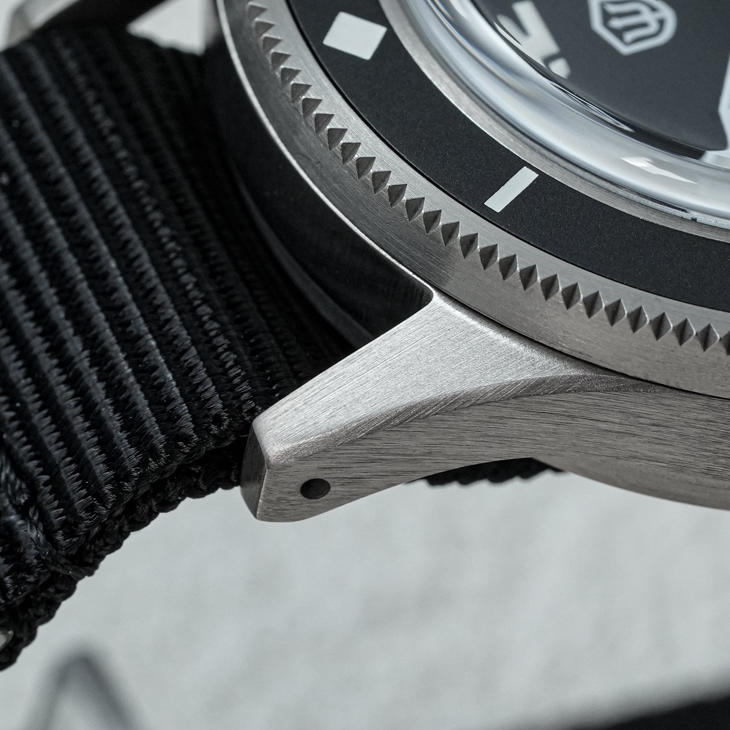Watchdives WD50Ti Titanium 50-Fathoms