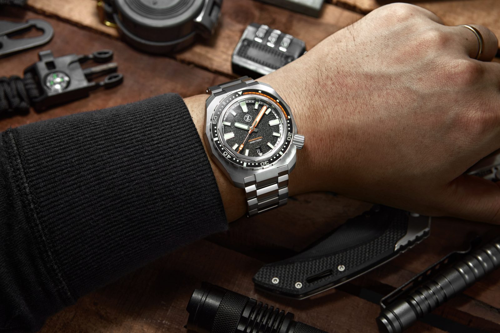 Zelos Hammerhead V3 300M Titanium