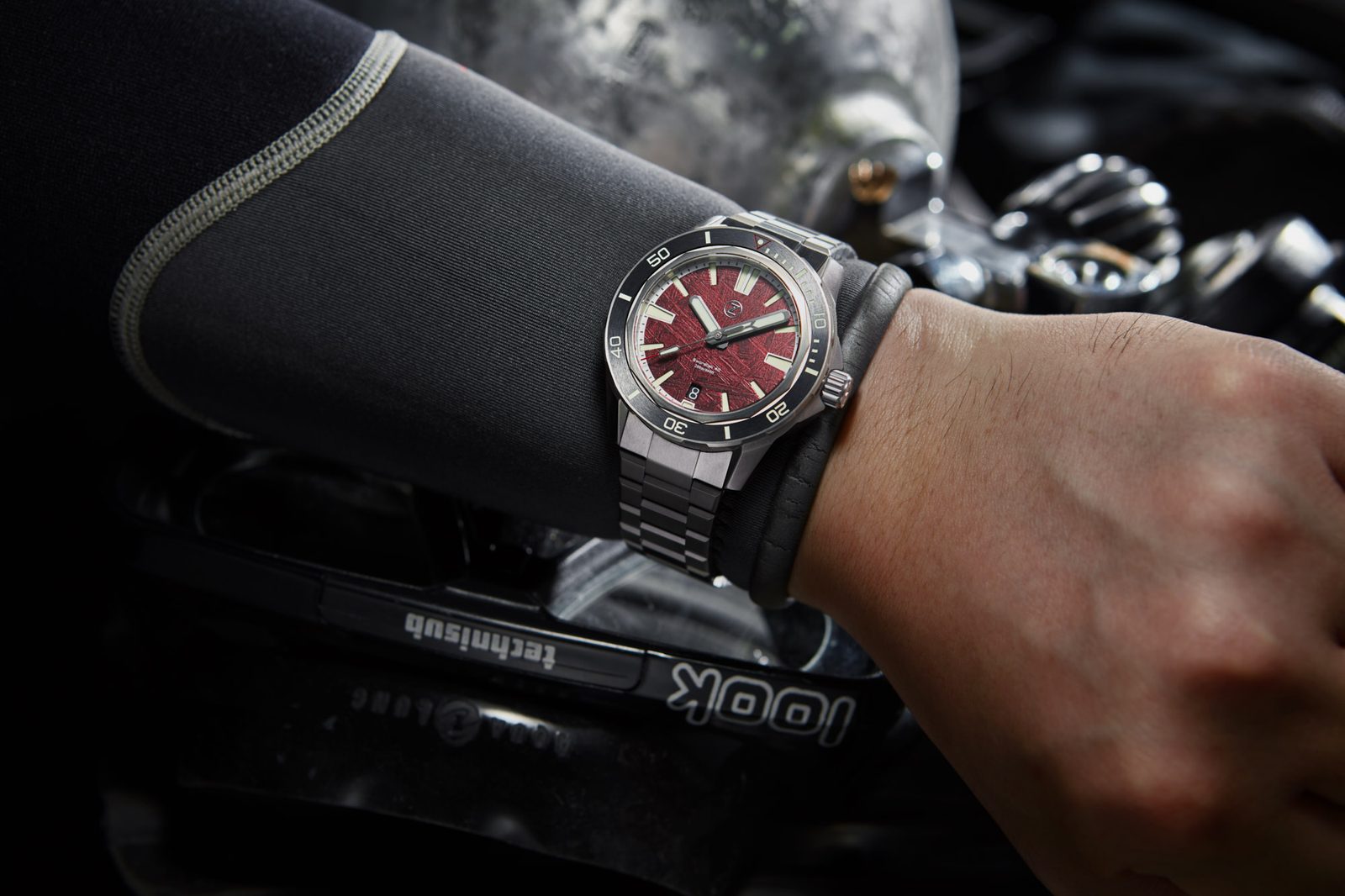 Zelos Swordfish 40 Titanium